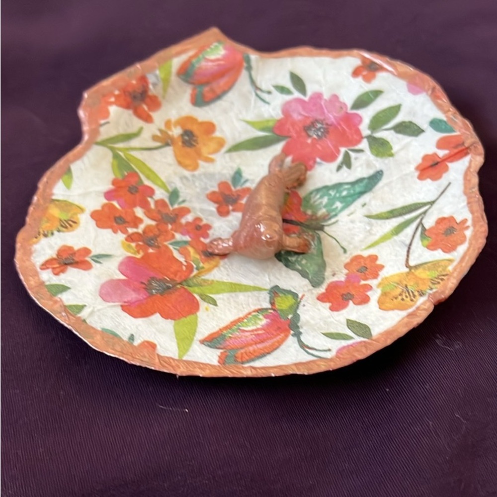 Handmade DIY Jewelry dish from scallop shell with rose gold accents and seal